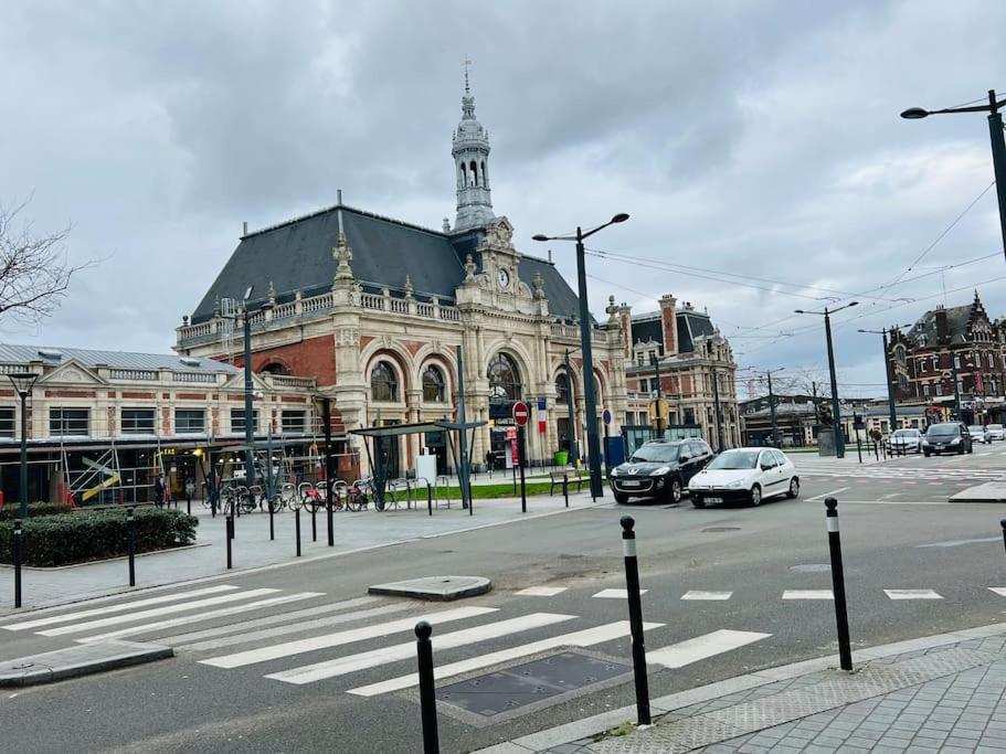 Apt Des Artistes, 3 Min A Pied Gare Et Centre Valenciennes Eksteriør bilde